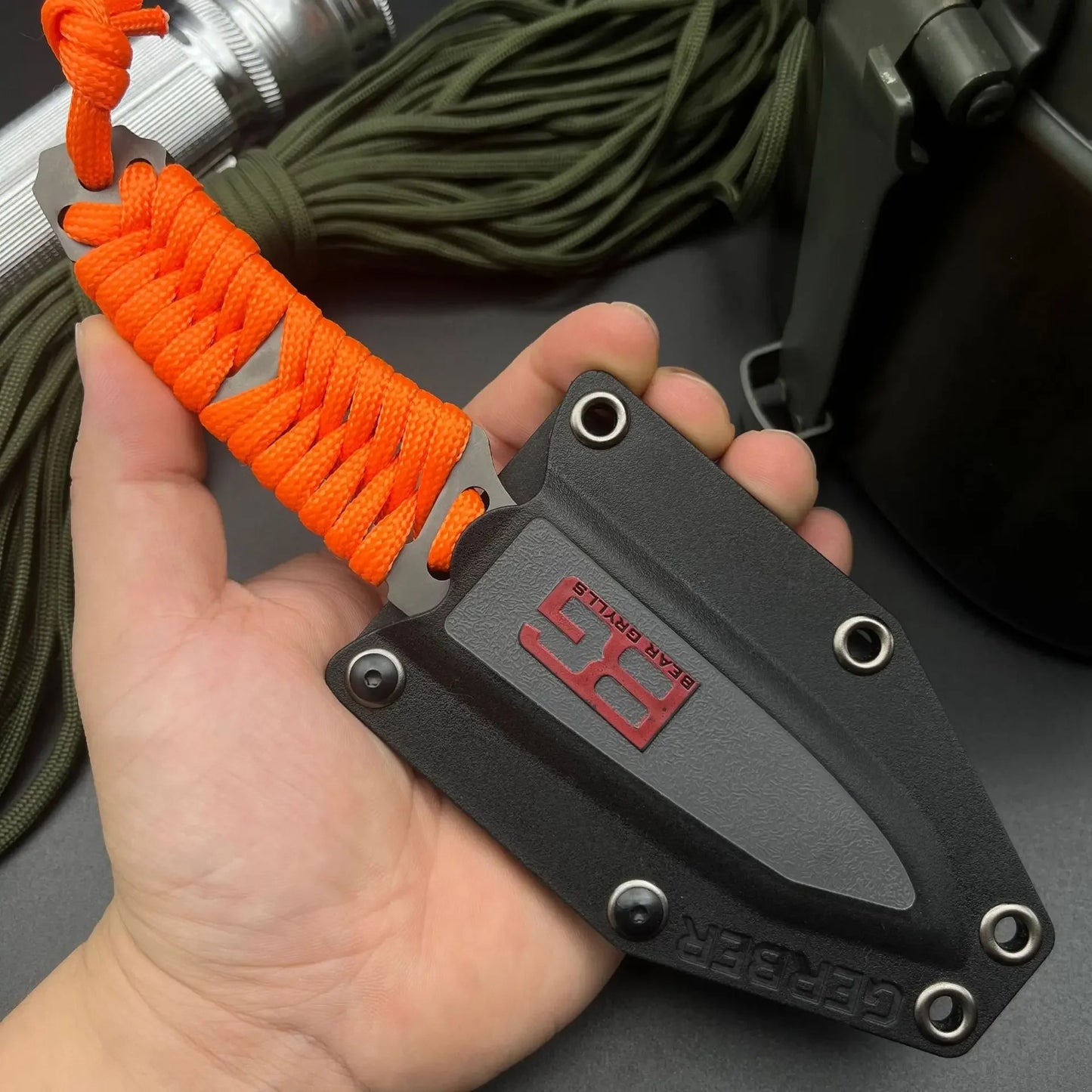Gerber Paracord Knife – Compact Fixed Blade with Sheath
