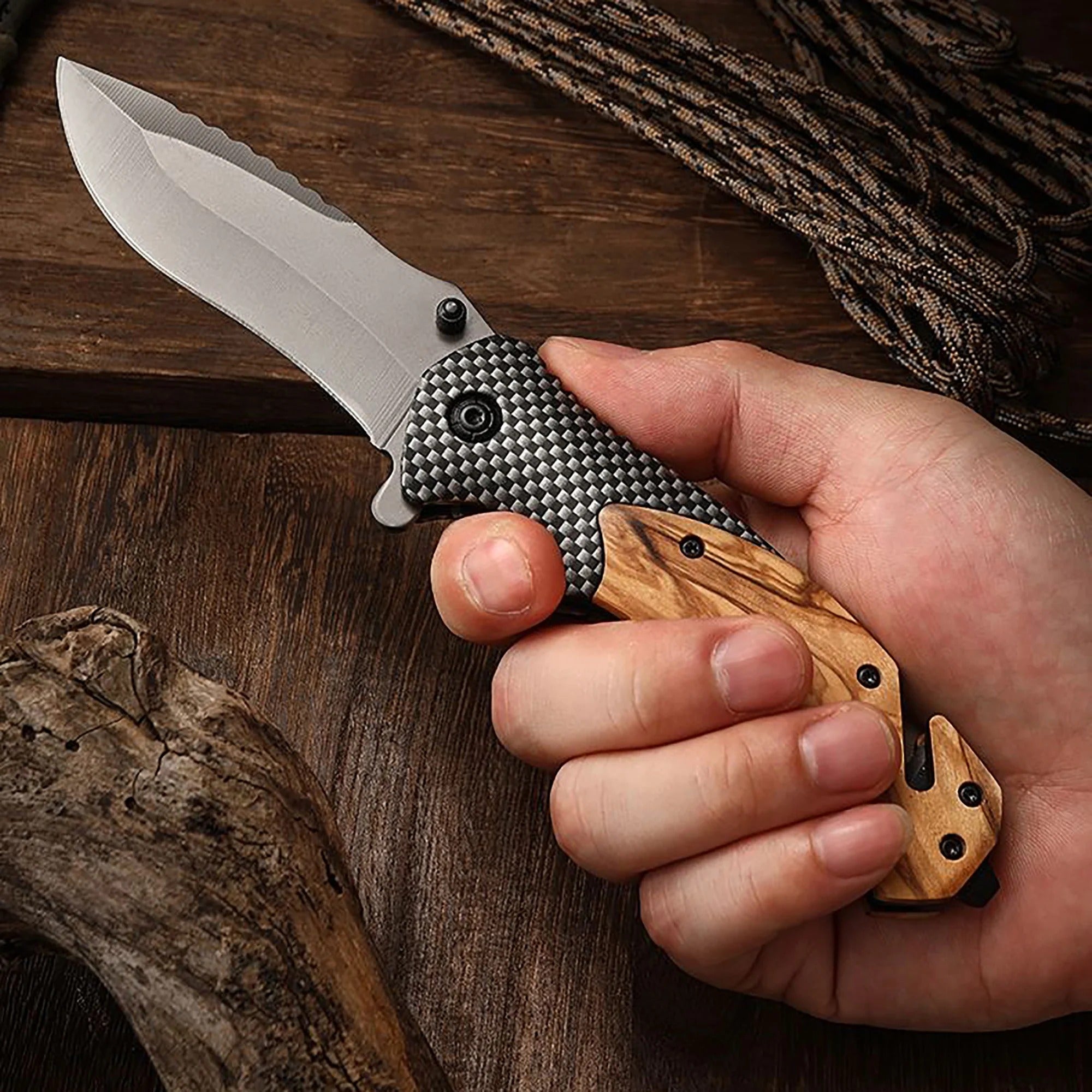 Multifunctional Folding Knife – EDC Pocket Knife for Everyday Utility
